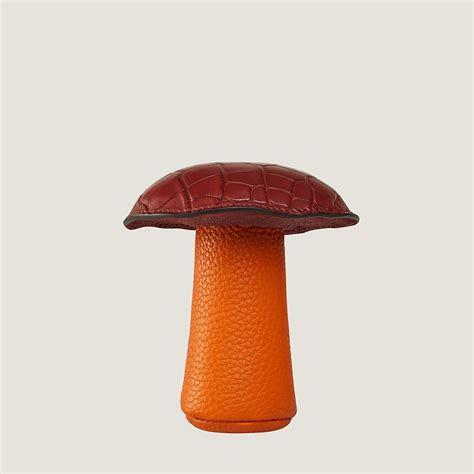 Mushroom paperweight PM .